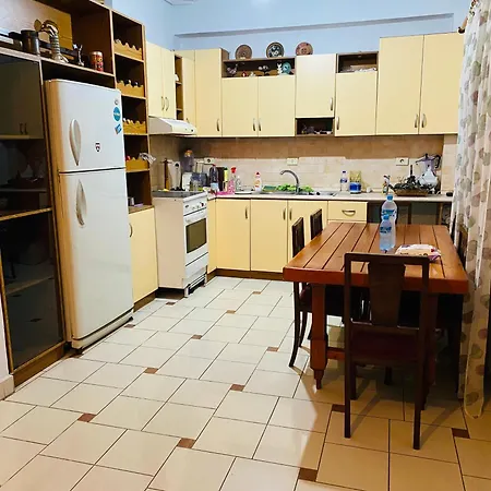 Downtown 2 Bedroom 2 Balconies Ac Wifi Apartment